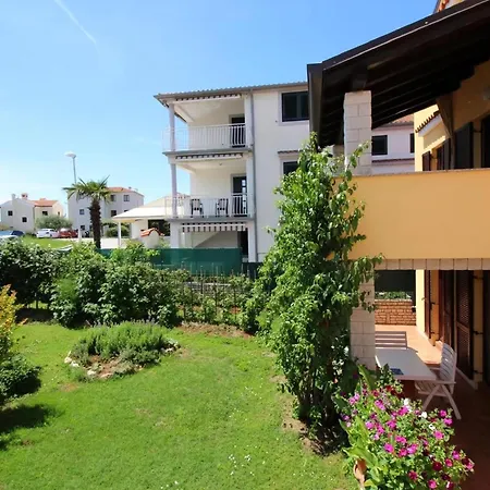 In Mit Balkon, In Strandnaehe Apartment Porec